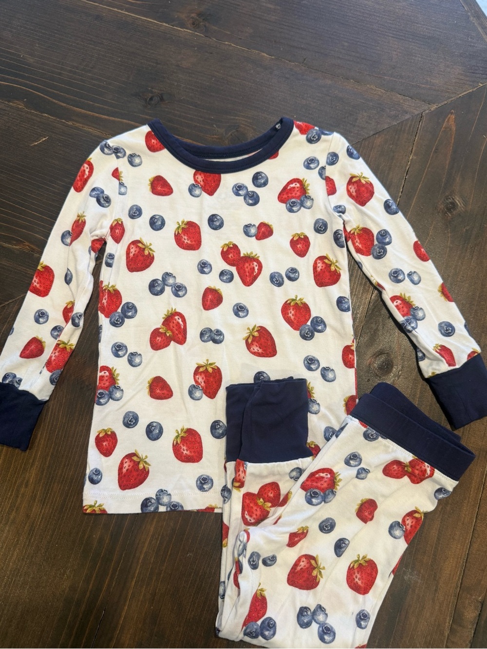 Monkeroos Bamboo Strawberry and Blueberry PJs Size 18/24 Month